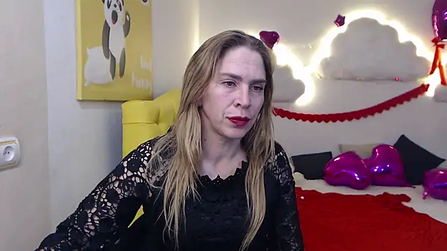 Snapshot of TessaDaybreak chatting on 03-04-25, 10:46 TessaDaybreak online show from 03-04-25, 10:46