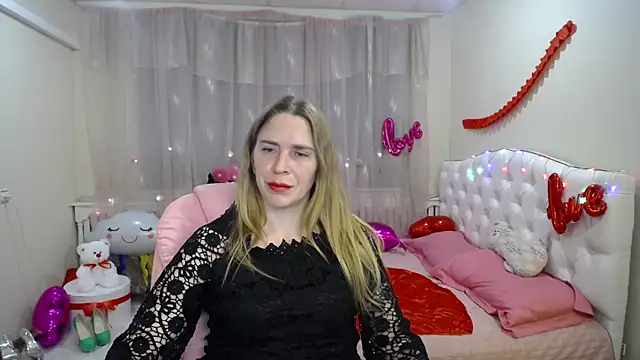 Snapshot of TessaDaybreak chatting on 03-05-25, 04:24 TessaDaybreak online show from 03-05-25, 04:24
