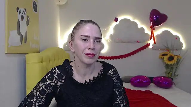 Snapshot of TessaDaybreak chatting on 03-14-25, 04:09 TessaDaybreak online show from 03-14-25, 04:09