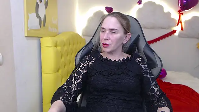 Snapshot of TessaDaybreak chatting on 03-16-25, 01:49 TessaDaybreak online show from 03-16-25, 01:49