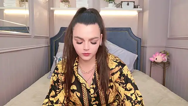 Snapshot of Carla_Blooms chatting on 02-15-25, 11:28 Carla Blooms online show from 02-15-25, 11:28