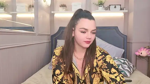 Snapshot of Carla_Blooms chatting on 02-15-25, 02:33 Carla Blooms online show from 02-15-25, 02:33