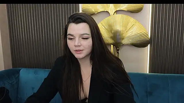 Snapshot of Carla_Blooms chatting on 02-18-25, 07:52 Carla Blooms online show from 02-18-25, 07:52