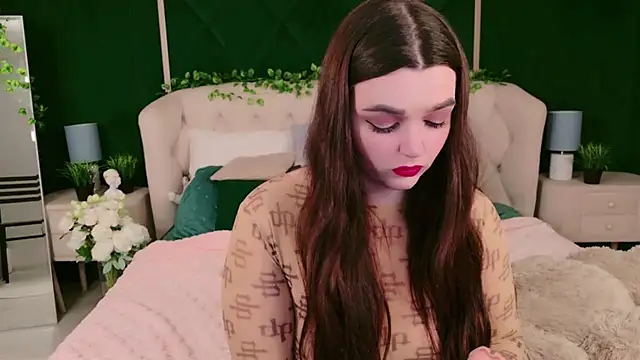 Snapshot of Carla_Blooms chatting on 03-09-25, 10:41 Carla Blooms online show from 03-09-25, 10:41