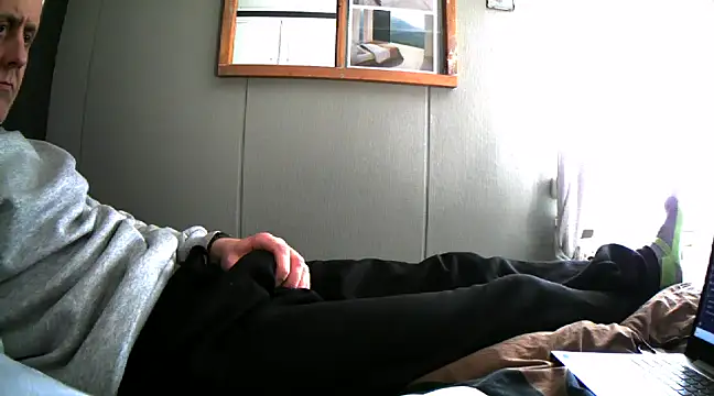 Teemu online show from 03-22-25, 02:36