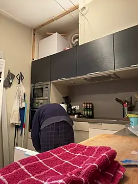 Snapshot of morfeoX chatting on 02-16-25, 08:54 morfeoX online show from 02-16-25, 08:54