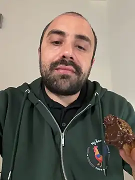 Snapshot of morfeoX chatting on 02-20-25, 07:34 morfeoX online show from 02-20-25, 07:34