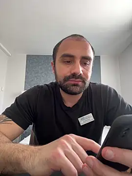 Snapshot of morfeoX chatting on 02-23-25, 01:21 morfeoX online show from 02-23-25, 01:21