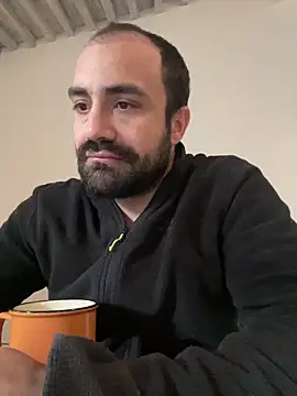 Snapshot of morfeoX chatting on 03-05-25, 07:05 morfeoX online show from 03-05-25, 07:05