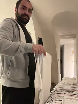 Snapshot of morfeoX chatting on 03-07-25, 06:33 morfeoX online show from 03-07-25, 06:33