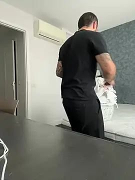 Snapshot of morfeoX chatting on 03-09-25, 01:26 morfeoX online show from 03-09-25, 01:26