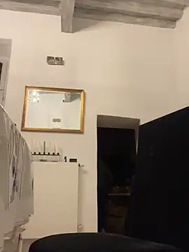 Snapshot of morfeoX chatting on 03-12-25, 10:39 morfeoX online show from 03-12-25, 10:39