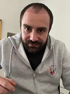 Snapshot of morfeoX chatting on 03-13-25, 12:46 morfeoX online show from 03-13-25, 12:46