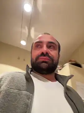 Snapshot of morfeoX chatting on 03-14-25, 06:42 morfeoX online show from 03-14-25, 06:42