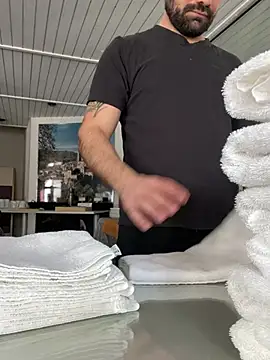 Snapshot of morfeoX chatting on 03-14-25, 01:35 morfeoX online show from 03-14-25, 01:35