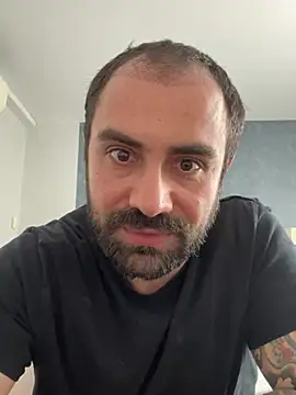 Snapshot of morfeoX chatting on 03-15-25, 01:51 morfeoX online show from 03-15-25, 01:51