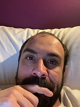 Snapshot of morfeoX chatting on 03-15-25, 10:11 morfeoX online show from 03-15-25, 10:11