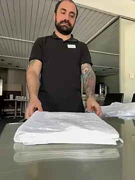 Snapshot of morfeoX chatting on 03-18-25, 01:20 morfeoX online show from 03-18-25, 01:20