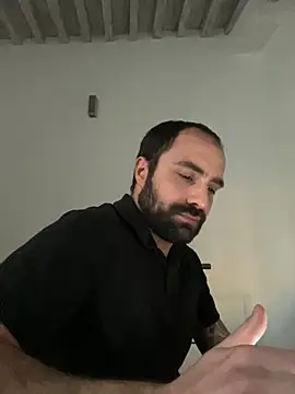 Snapshot of morfeoX chatting on 03-18-25, 05:10 morfeoX online show from 03-18-25, 05:10