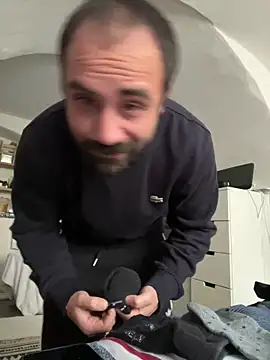 Snapshot of morfeoX chatting on 03-20-25, 04:09 morfeoX online show from 03-20-25, 04:09