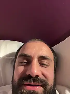 Snapshot of morfeoX chatting on 03-20-25, 09:35 morfeoX online show from 03-20-25, 09:35