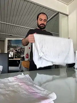 Snapshot of morfeoX chatting on 03-22-25, 01:41 morfeoX online show from 03-22-25, 01:41