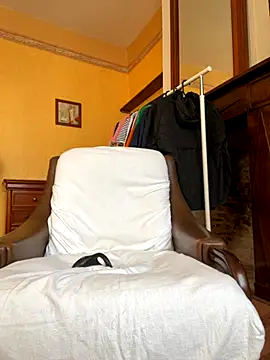 Snapshot of morfeoX chatting on 09-16-25, 01:56 morfeoX online show from 09-16-25, 01:56