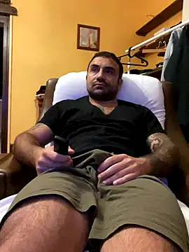 Snapshot of morfeoX chatting on 09-23-25, 06:55 morfeoX online show from 09-23-25, 06:55