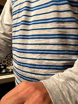 Snapshot of morfeoX chatting on 09-26-25, 05:55 morfeoX online show from 09-26-25, 05:55