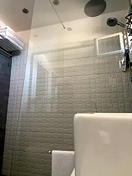 Snapshot of morfeoX chatting on 10-13-25, 08:58 morfeoX online show from 10-13-25, 08:58