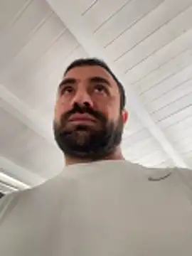 Snapshot of morfeoX chatting on 10-31-25, 07:42 morfeoX online show from 10-31-25, 07:42