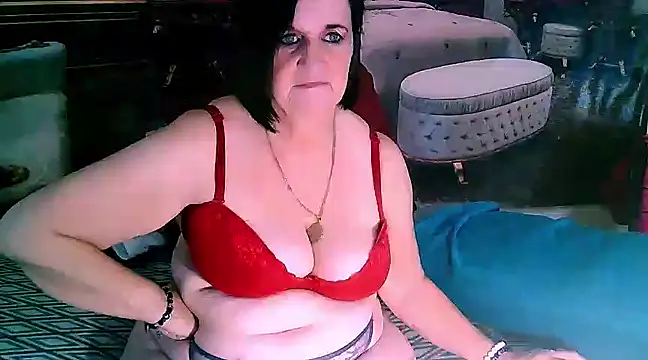 Snapshot of LuciousGrace chatting on 03-04-25, 08:57 LuciousGrace online show from 03-04-25, 08:57