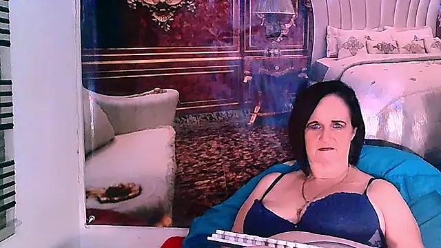 Snapshot of LuciousGrace chatting on 03-17-25, 01:08 LuciousGrace online show from 03-17-25, 01:08