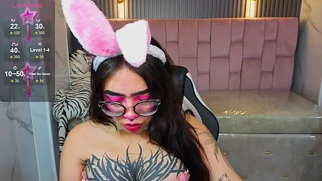 Anni acker b online show from 11-28-25, 03:42