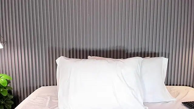 GabyFosterr online show from 10-16-25, 11:06