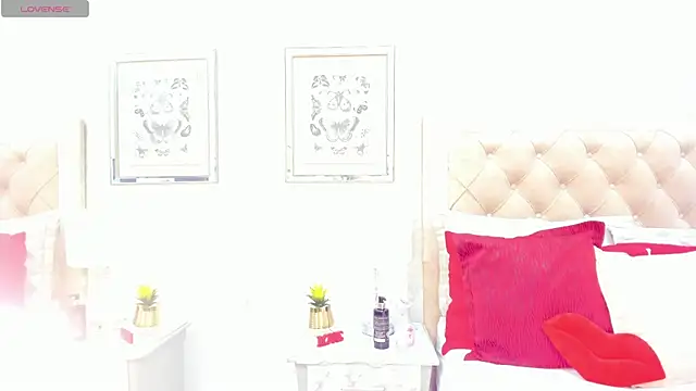 KimberlyBigBoobs online show from 04-15-26, 08:53