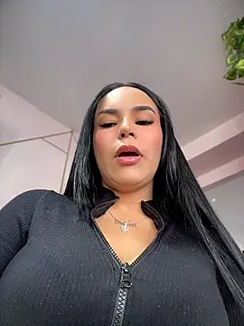 Naatalia online show from 06-23-26, 06:17