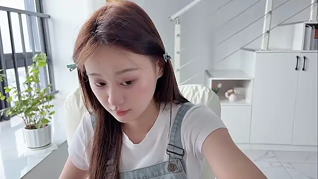 Cassie-20 online show from 10-19-25, 02:01