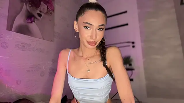 Snapshot of alissadreams chatting on 04-26-26, 02:59 alissadreams online show from 04-26-26, 02:59