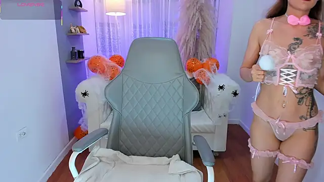 Elizabeth sarmiento online show from 10-02-25, 11:12