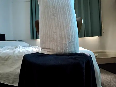 Snapshot of MystiqueRider chatting on 03-21-25, 10:28 MystiqueRider online show from 03-21-25, 10:28