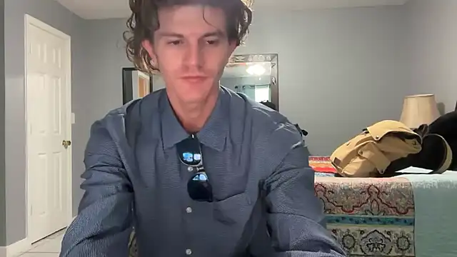 Snapshot of greekmythics chatting on 12-04-25, 01:42 greekmythics online show from 12-04-25, 01:42