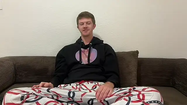 Snapshot of greekmythics chatting on 02-05-26, 12:10 greekmythics online show from 02-05-26, 12:10