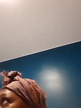 Karishma99  online show from 10-27-25, 06:50