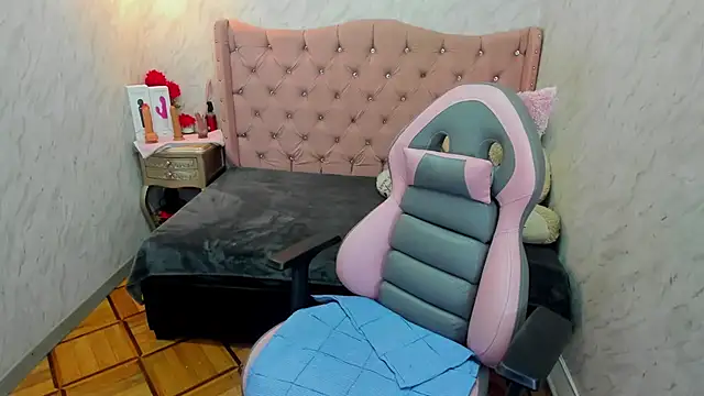 Lianngrace online show from 03-07-26, 12:24