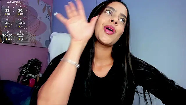 Bella walker  online show from 10-05-25, 08:18