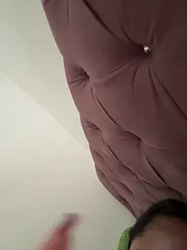 Snapshot of SofiaBennett_ chatting on 02-21-26, 03:35 SofiaBennett online show from 02-21-26, 03:35