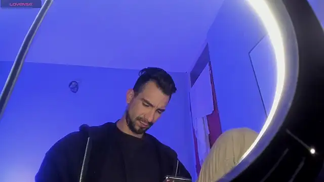 K cique online show from 10-16-25, 06:47