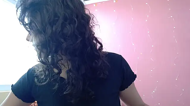 Snapshot of morahaze chatting on 12-28-24, 06:29 morahaze online show from 12-28-24, 06:29