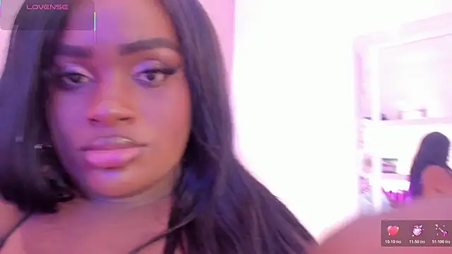 Snapshot of AdaBenneth chatting on 03-08-26, 05:22 AdaBenneth online show from 03-08-26, 05:22